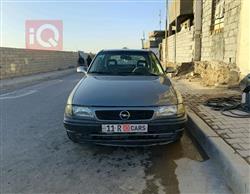 اوبل استرا